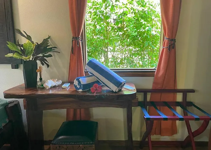 La Digue Holiday Villa