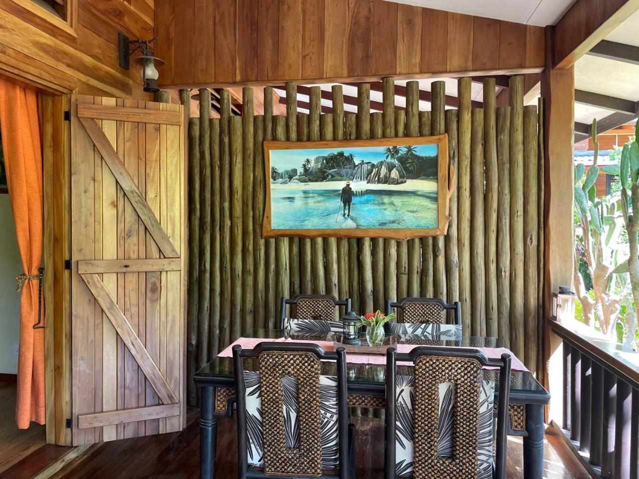 La Digue Holiday Villa La Digue