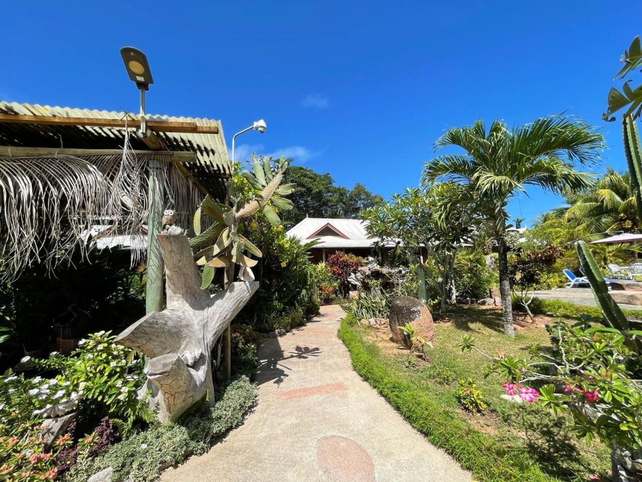 Villa La Digue Holiday Villa *